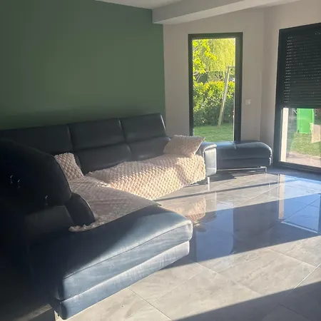 Au Bon Moment Villa